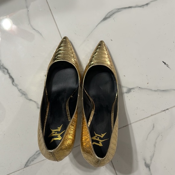 LFL by Lust For Life | Size 11 | Color Gold used once - Picture 4 of 4